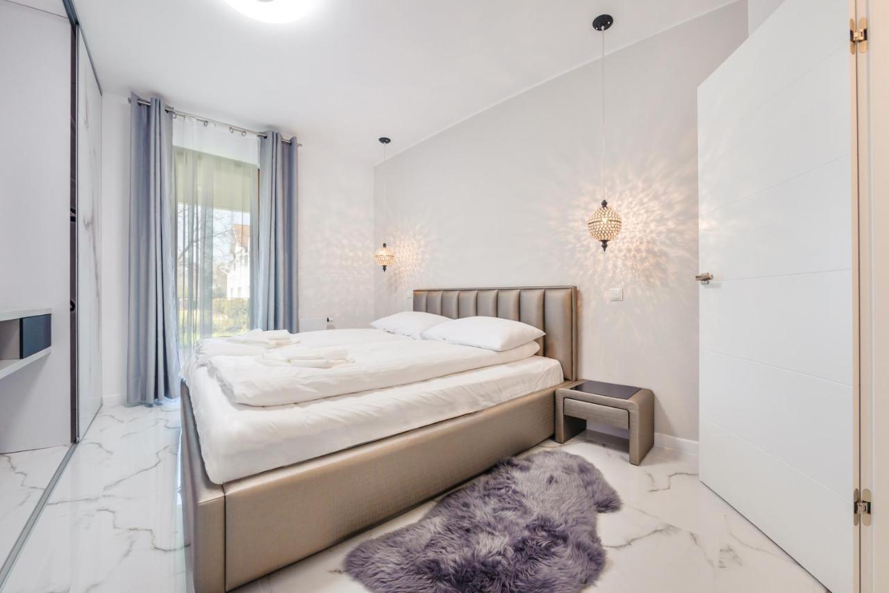 Luxury Long Island Suite Gdańsk Extérieur photo