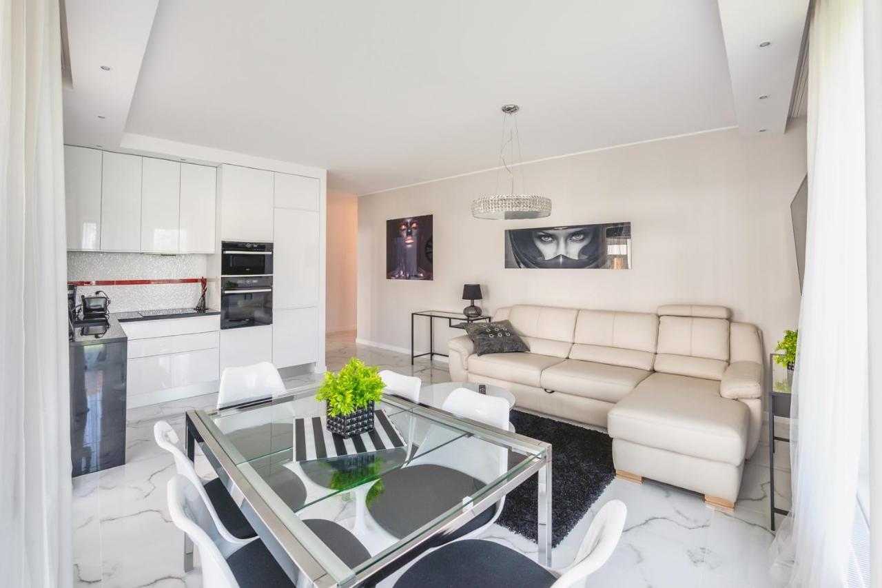 Luxury Long Island Suite Gdańsk Extérieur photo