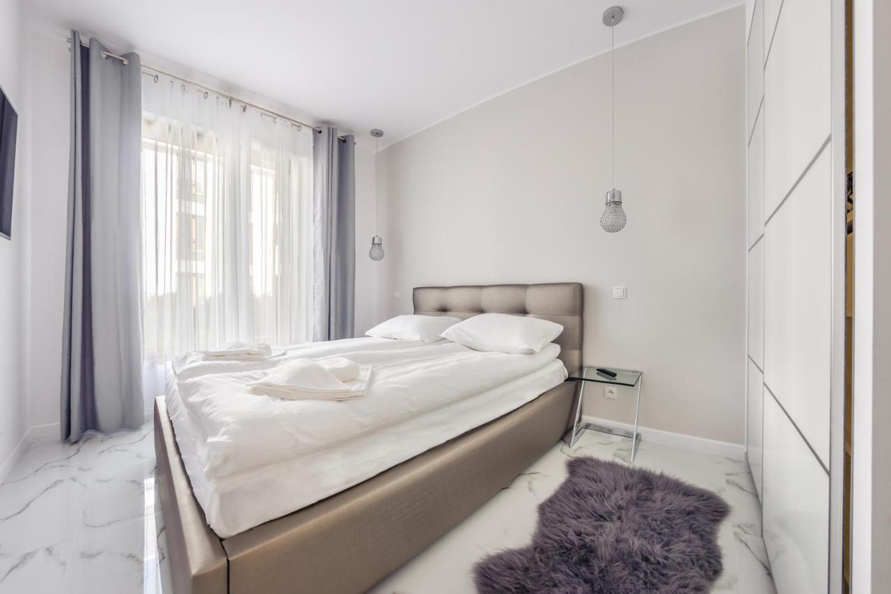 Luxury Long Island Suite Gdańsk Extérieur photo