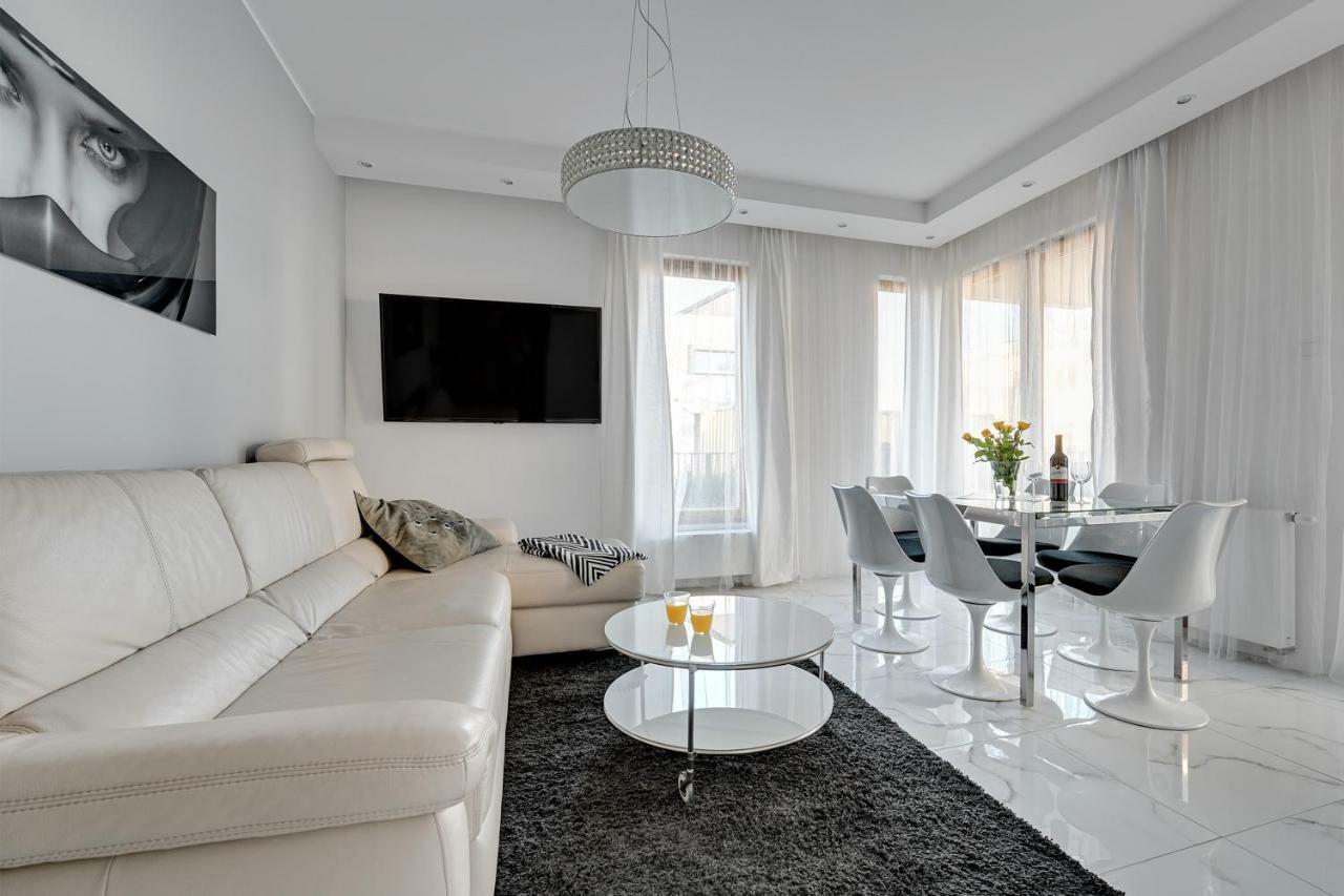 Luxury Long Island Suite Gdańsk Extérieur photo